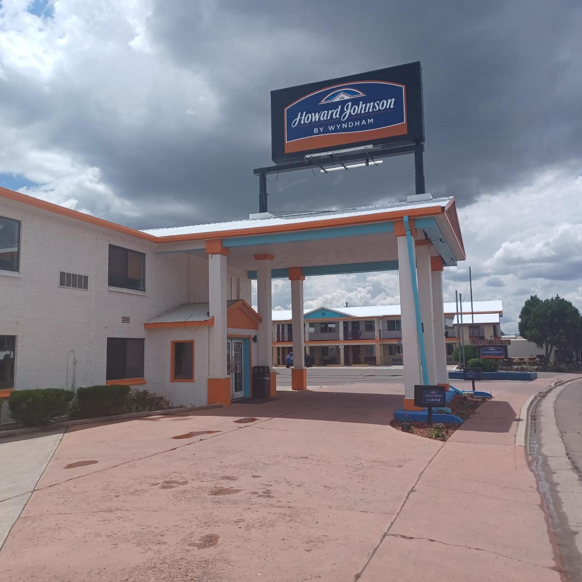 Howard Johnson By Wyndham Springerville Екстериор снимка