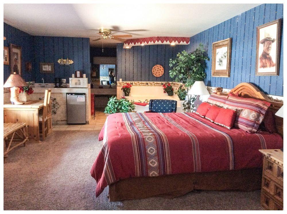 Howard Johnson By Wyndham Springerville Екстериор снимка
