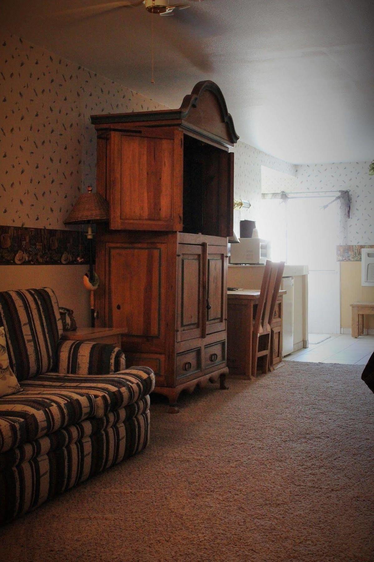 Howard Johnson By Wyndham Springerville Екстериор снимка